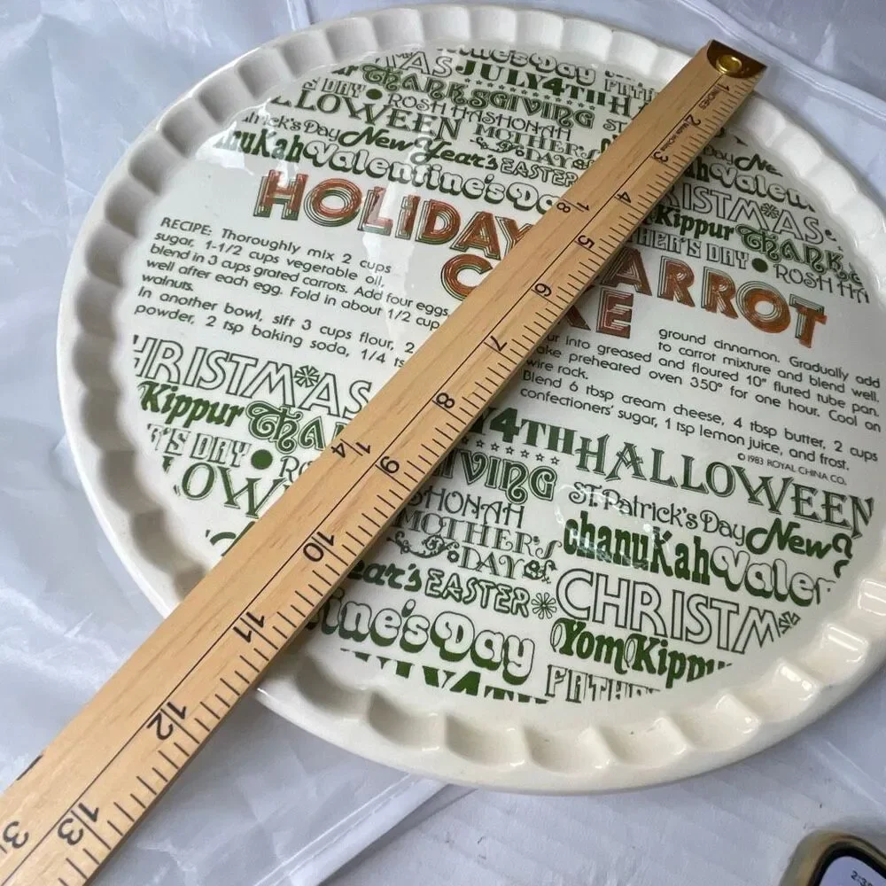 Vintage 1983 Royal China Co. American Ironstone Holiday serving tray carrot cake